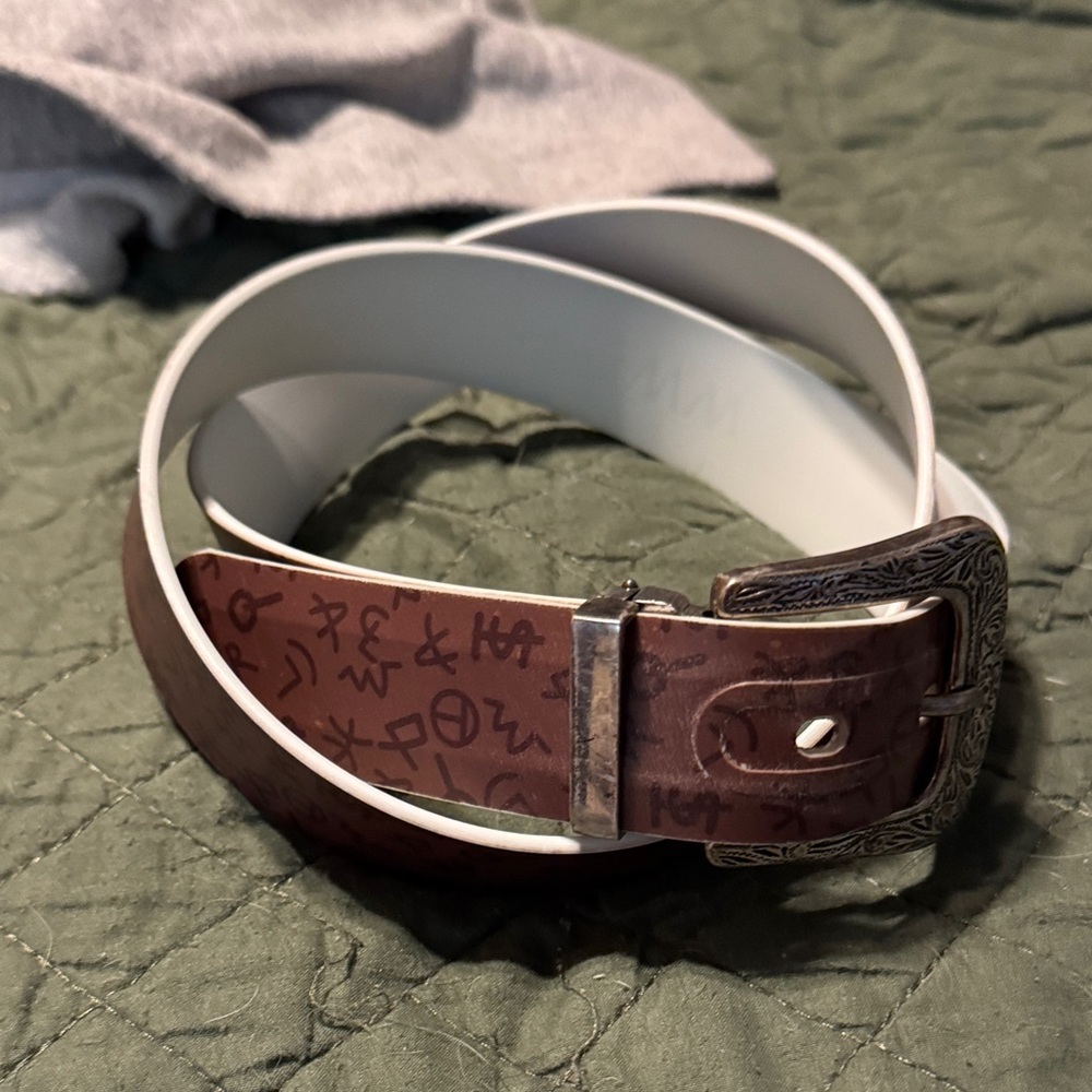 Elegant Brown and White Women's Belt